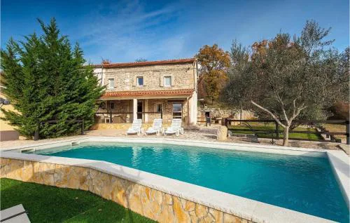 Villa Octingenti