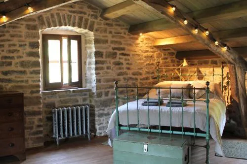 Bolara 60: the Cottage