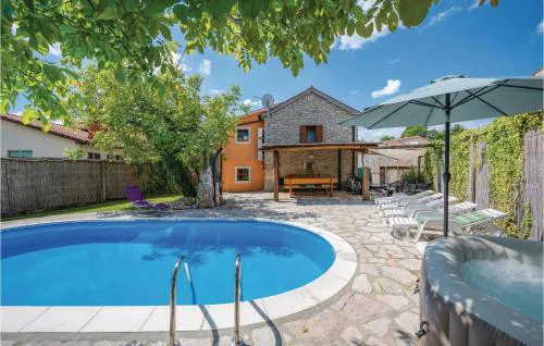 Pet Friendly Home In Pazin