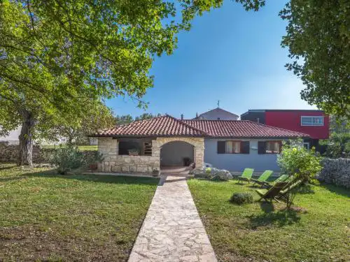 Holiday Home Cetina by Interhome