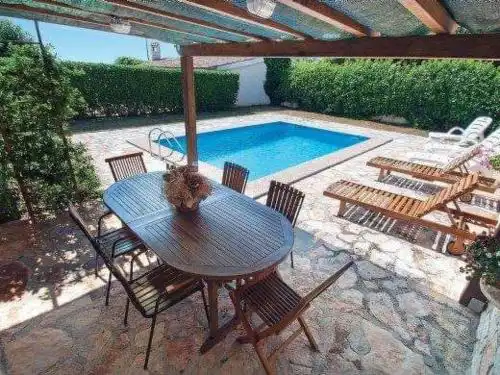 Holiday Home in Radići mit Privatem Pool by Interhome