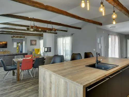 Villa in Svetvincenat with Pool near Rovinj