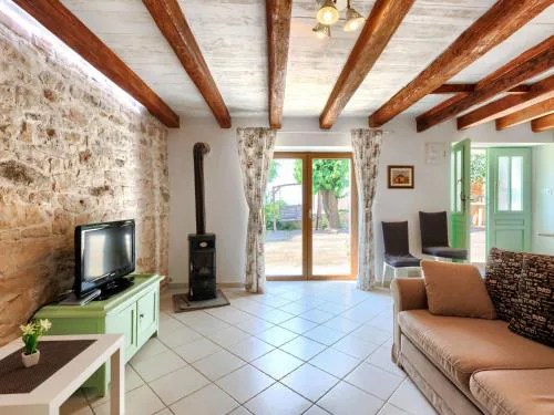 Holiday Home Pinia II by Interhome