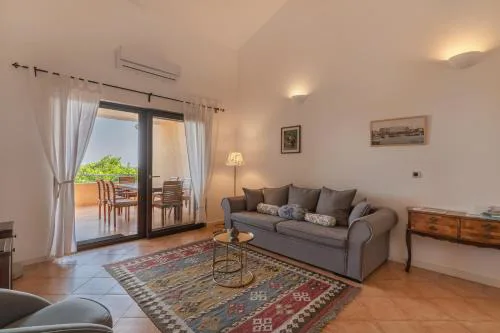 House Ruzmarin
