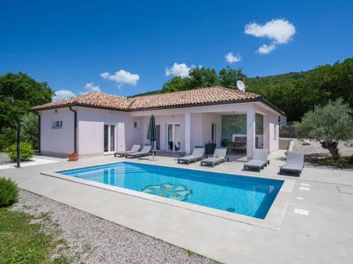 Holiday Home Villa Tomicich by Interhome