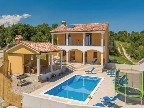 Villa in Skitaca with Pool and Sea Views