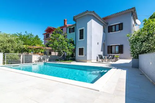 Family friendly house with a swimming pool Krnica, Marcana - 3029