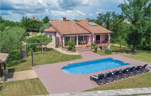Gorgeous Home In Krnica