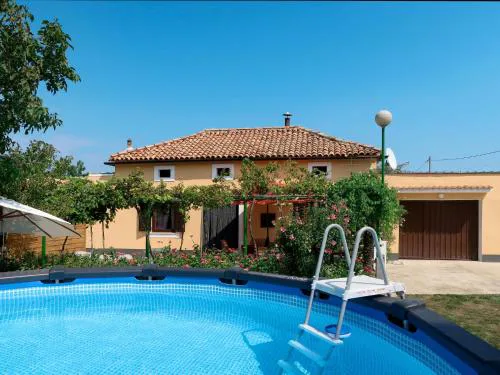 Holiday Home Ariana by Interhome
