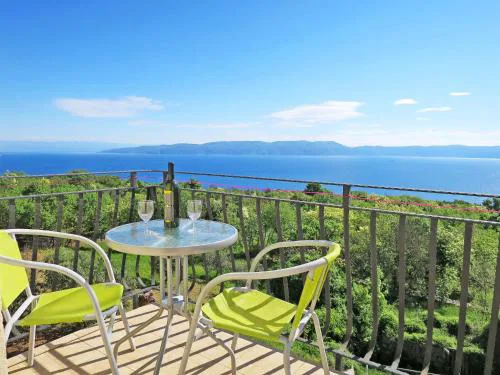 Apartment Marinella-1 by Interhome
