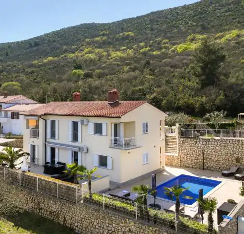 Apartment Paradiso - Ravni