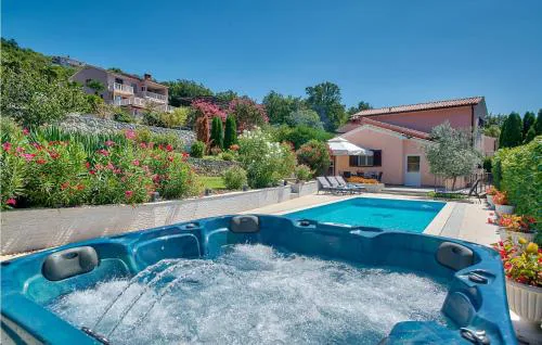 Stunning Home In Labin