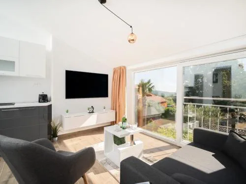 Stylish Two Bedroom Apartment in Labin - Two Bedroom Apartment with Terrace