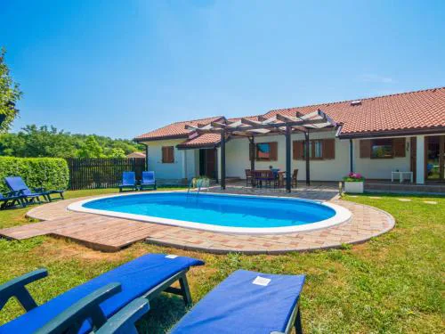 Villa Nika