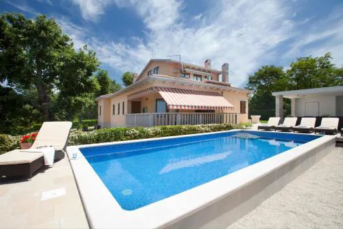 Villa Rosa