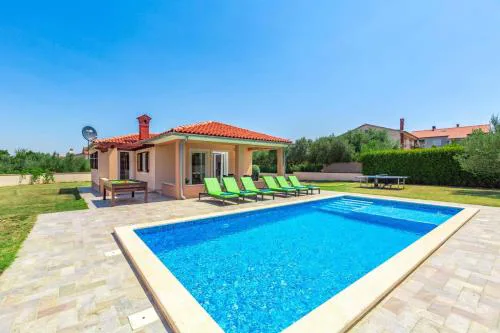 Villa Amalee by Villa Plus