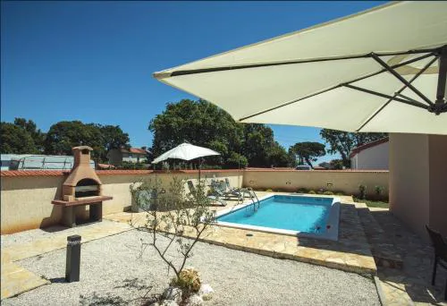 Villa Ella