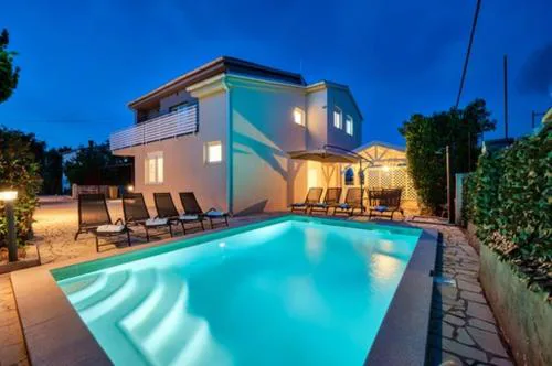 VILLA Matija