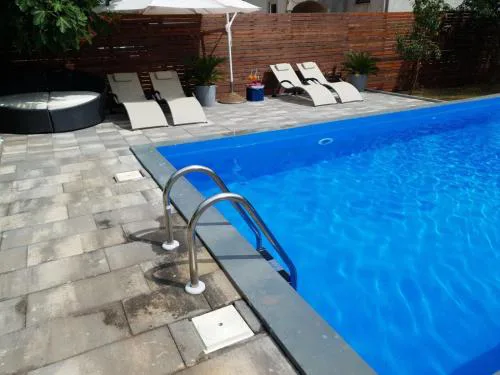 Haus Rita private Pool 4 person 2badroom