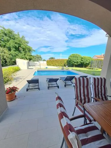 Apartment Dorina