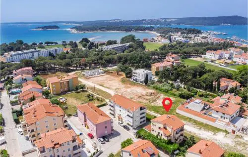 1 Bedroom Gorgeous Apartment In Medulin