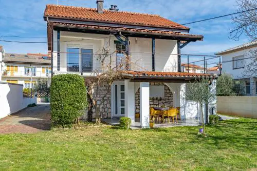 Apartman August