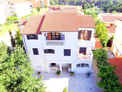 Apartmani Marin