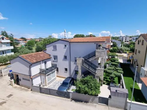 Apartment Denis