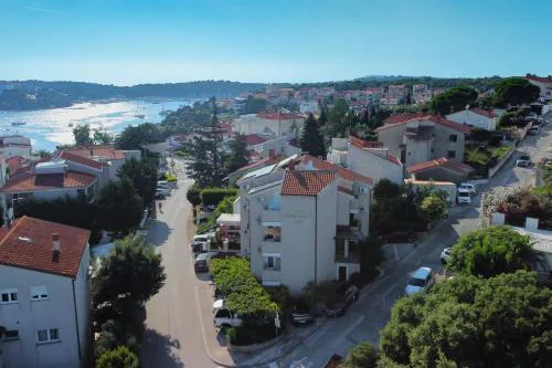 Apartments Antic
