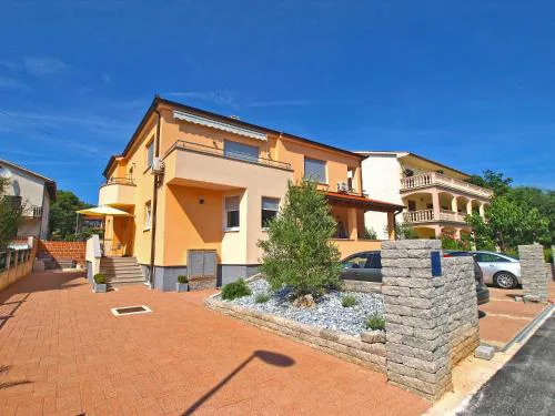 Apartments Dragica 927