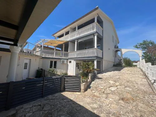 Apartments Regi - Marin