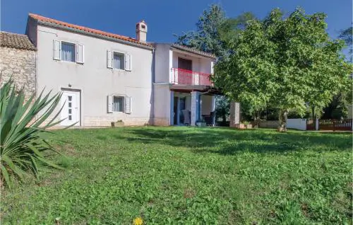 Apartments Rov 722