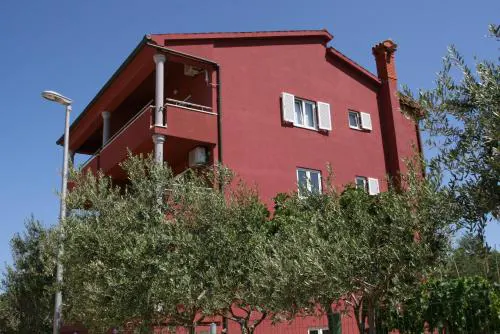 Apartments Roža