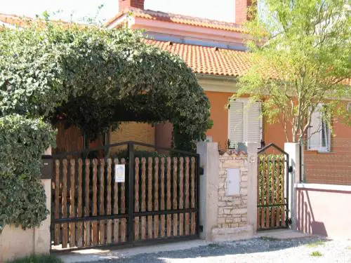 Apartment Arijana2 Mit Privater Terrasse