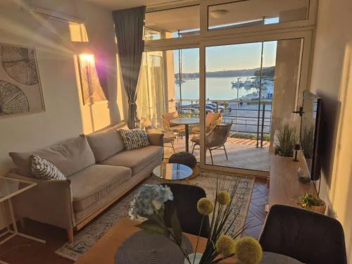 Lovely 3-badroom apartment with panoramic see view