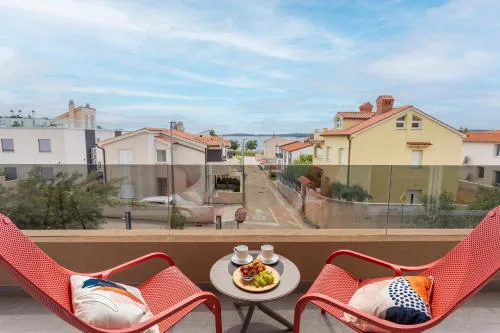 Luxury apartment near the beach