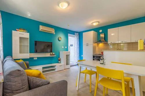 Newly renovated apartment with Terrace