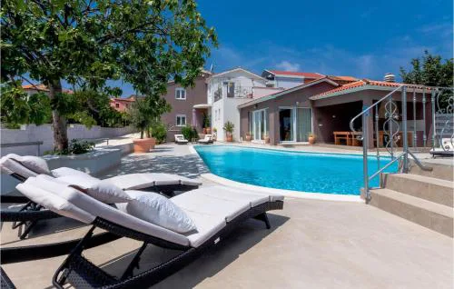 Villa Emily