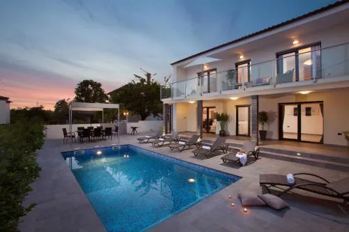 Villa Grey Soul