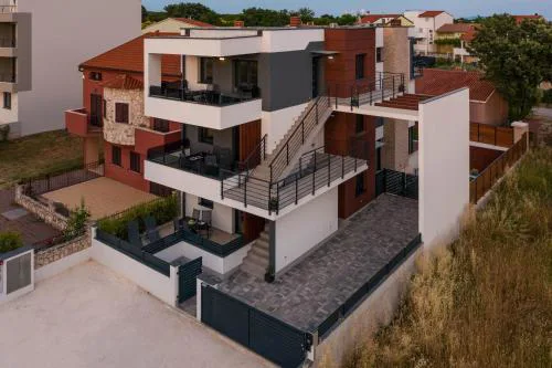 Villa Olea 150m to beach