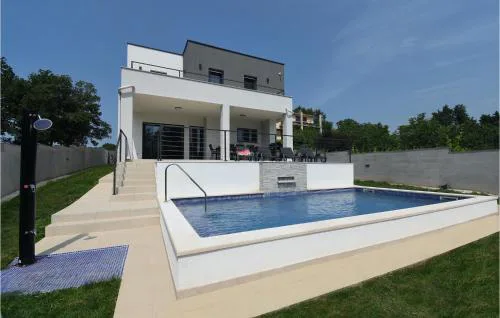 Villa Tara