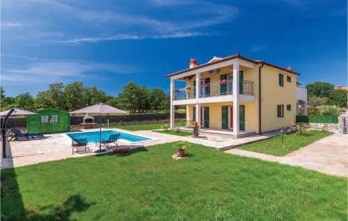 Amazing Home In Nedescina With Wifi