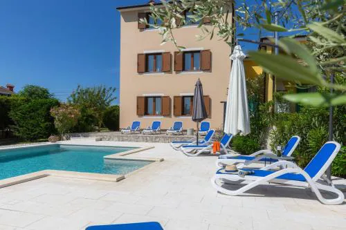 Apartments "Alen"
