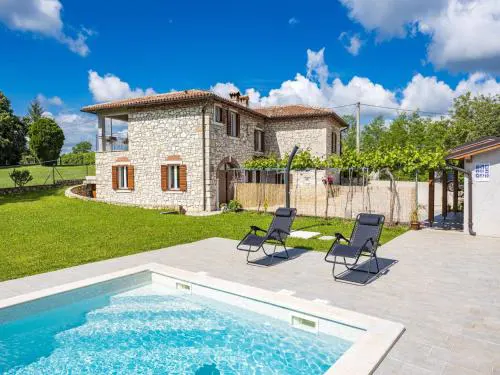 Charming Villa with Pool