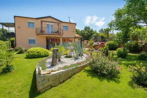 Family-friendly apartments with swimming pool Stranici, Porec - 24558