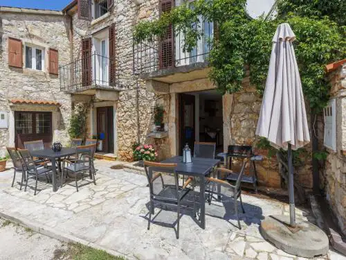 Holiday Home Erika-2 by Interhome