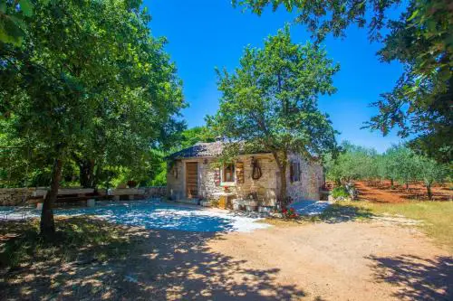 Holiday House Legovic