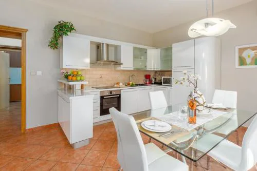 Sophia Apartment near Porec
