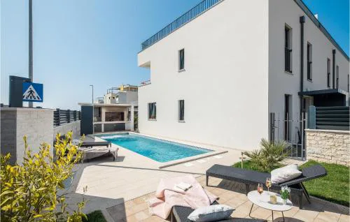 Amazing Home In Novigrad