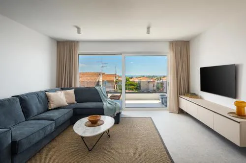 B & M apartments